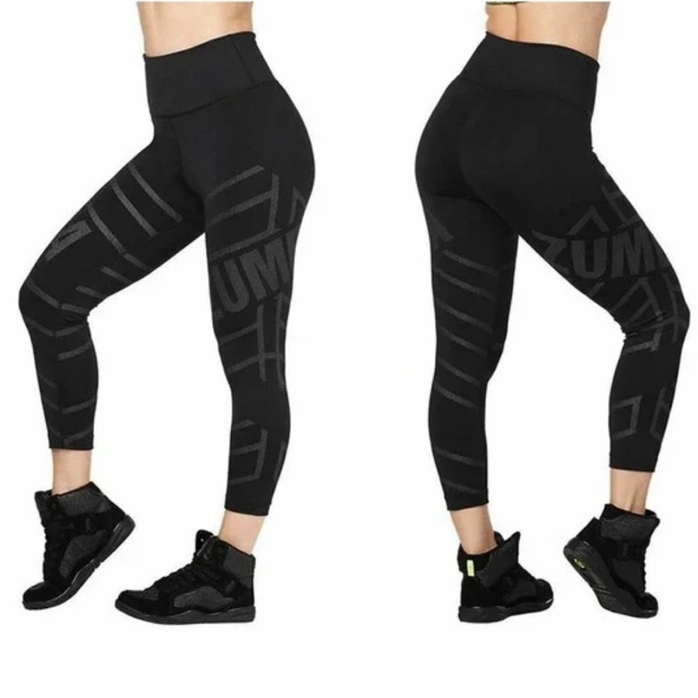 Zumba  All That Glitters Is Zumba High Waisted Crop Leggings